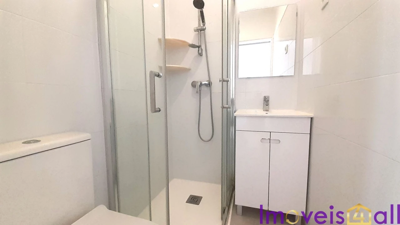 Apartamento T2 para Venda em São Vicente Foto 27