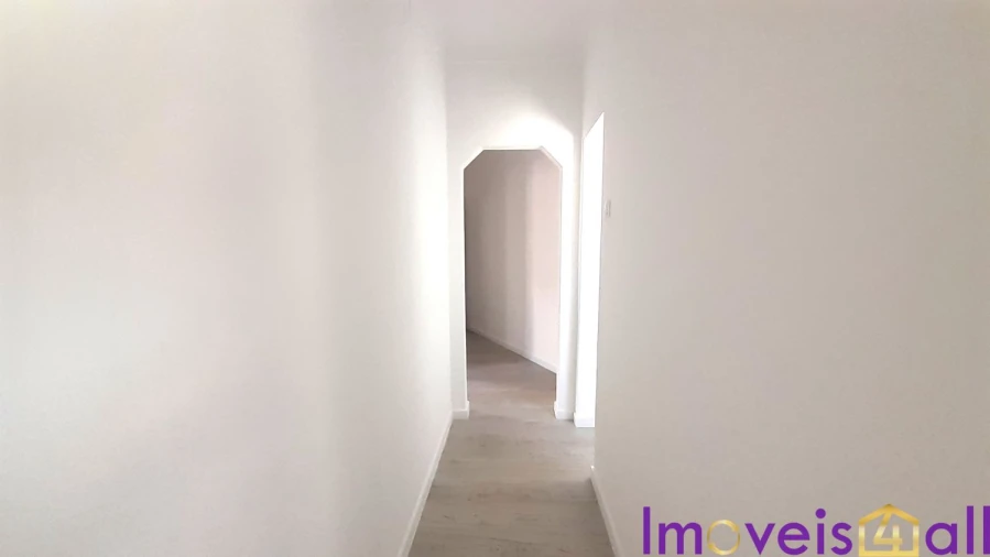 Apartamento T2 para Venda em São Vicente Foto 20