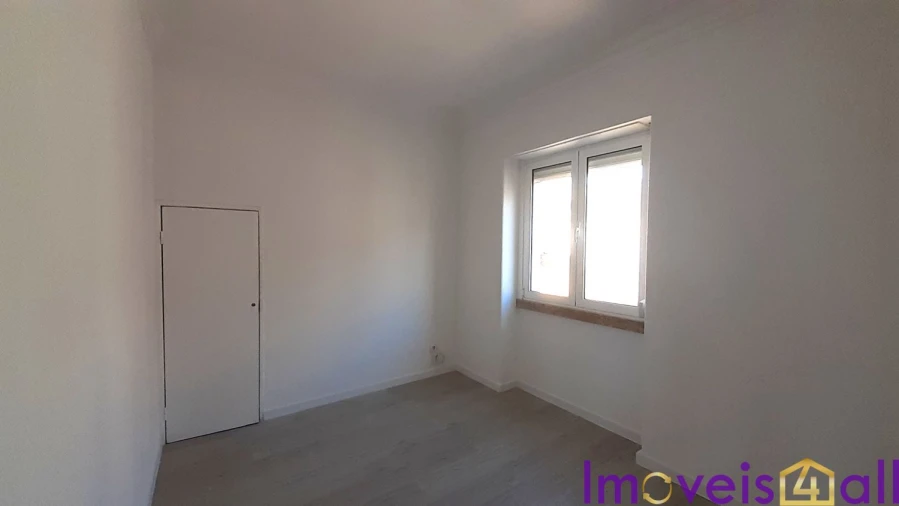 Apartamento T2 para Venda em São Vicente Foto 17