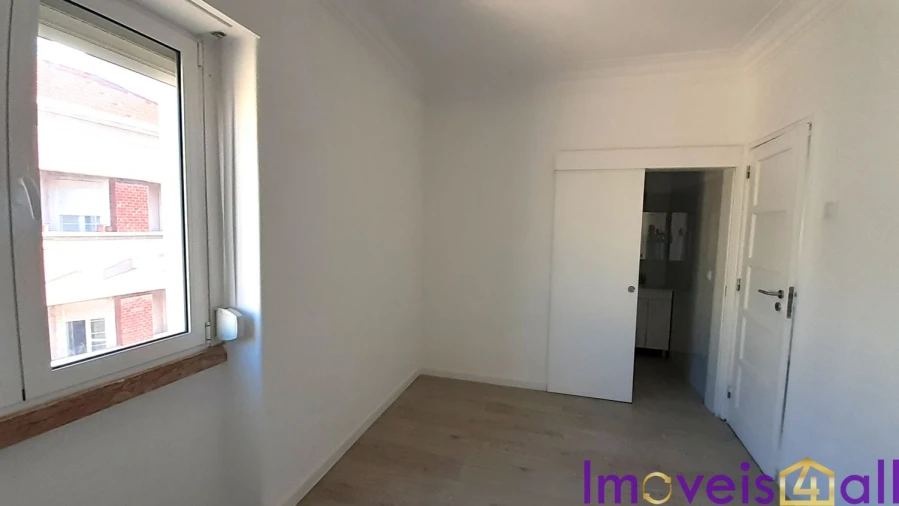 Apartamento T2 para Venda em São Vicente Foto 12