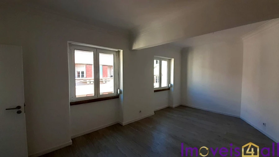 Apartamento T2 para Venda em São Vicente Foto 14