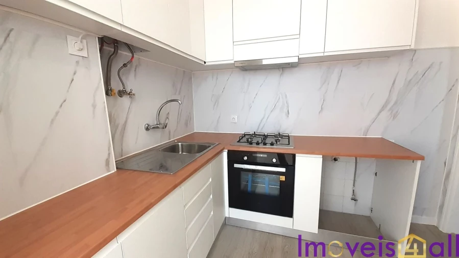 Apartamento T2 para Venda em São Vicente Foto 2