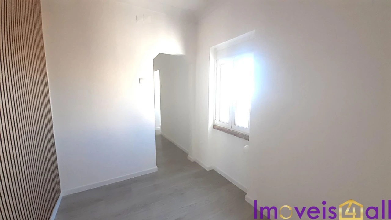 Apartamento T2 para Venda em São Vicente Foto 15