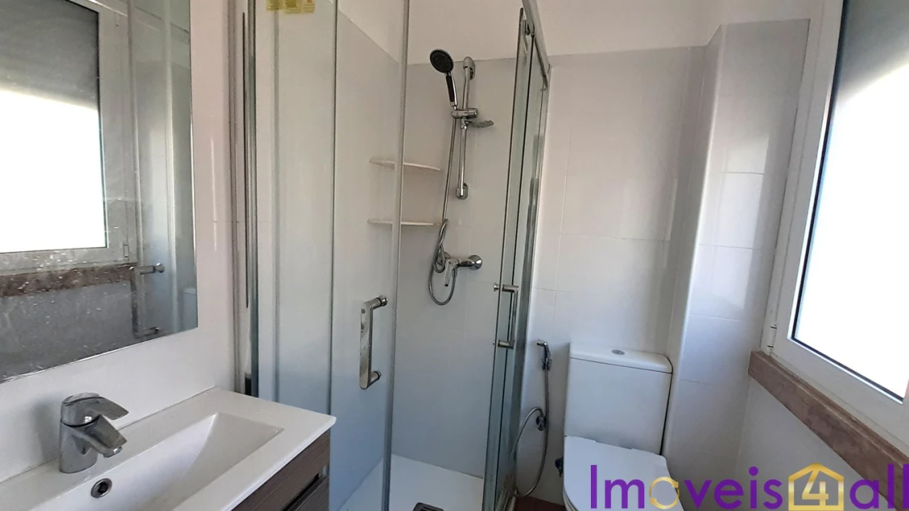 Apartamento T2 para Venda em São Vicente Foto 26