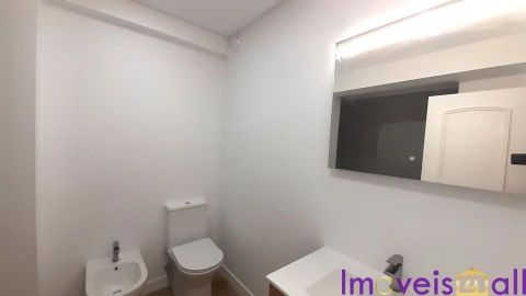 Apartamento T3 para Venda em São Domingos de Benfica