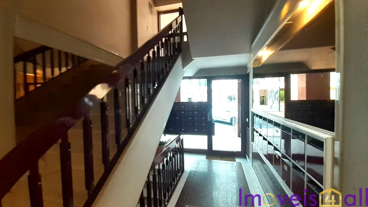 Apartamento T3 para Venda em São Domingos de Benfica Foto 32