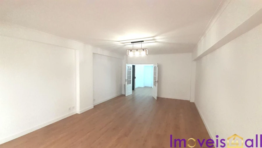 Apartamento T3 para Venda em São Domingos de Benfica Foto 13