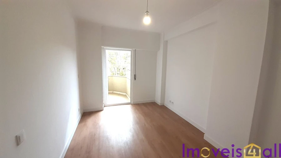 Apartamento T3 para Venda em São Domingos de Benfica Foto 20