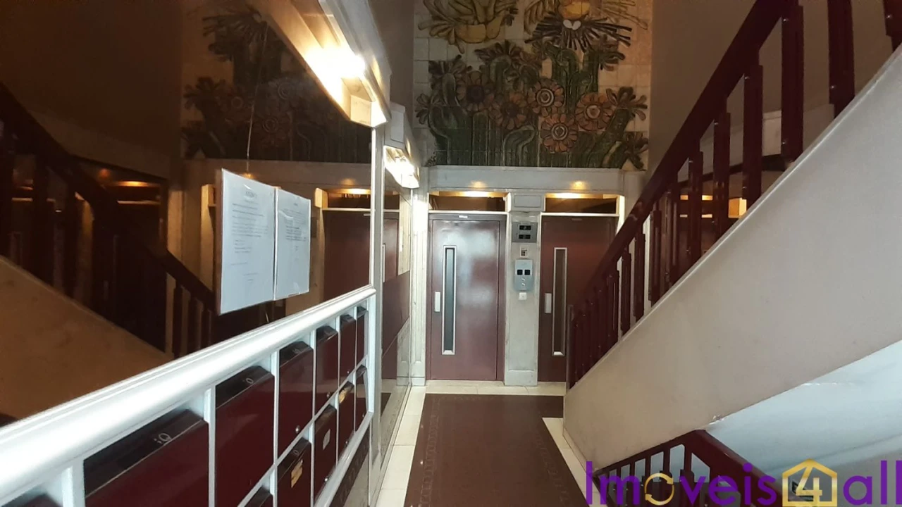 Apartamento T3 para Venda em São Domingos de Benfica Foto 33