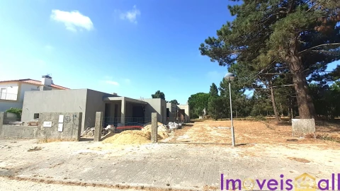 Moradia T3 para Venda em Sesimbra (Castelo)