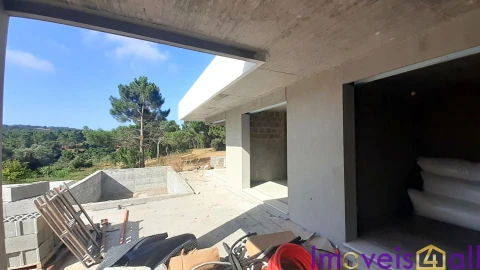 Moradia T3 para Venda em Sesimbra (Castelo)