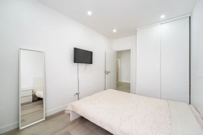 Apartamento T3 para Venda em Massamá e Monte Abraão