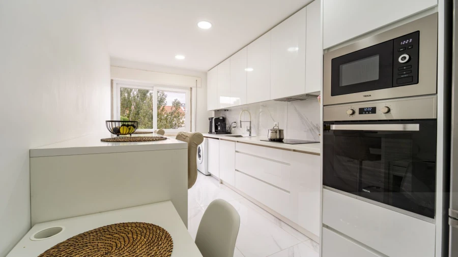 Apartamento T3 para Venda em Massamá e Monte Abraão