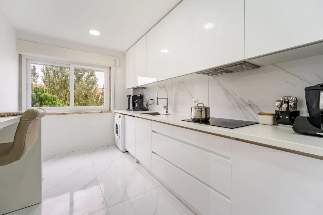 Apartamento T3 para Venda em Massamá e Monte Abraão Foto 24