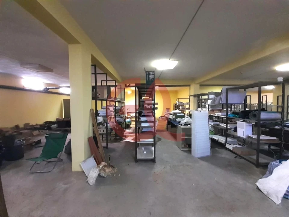 Armazém para Venda em Darque Foto 1