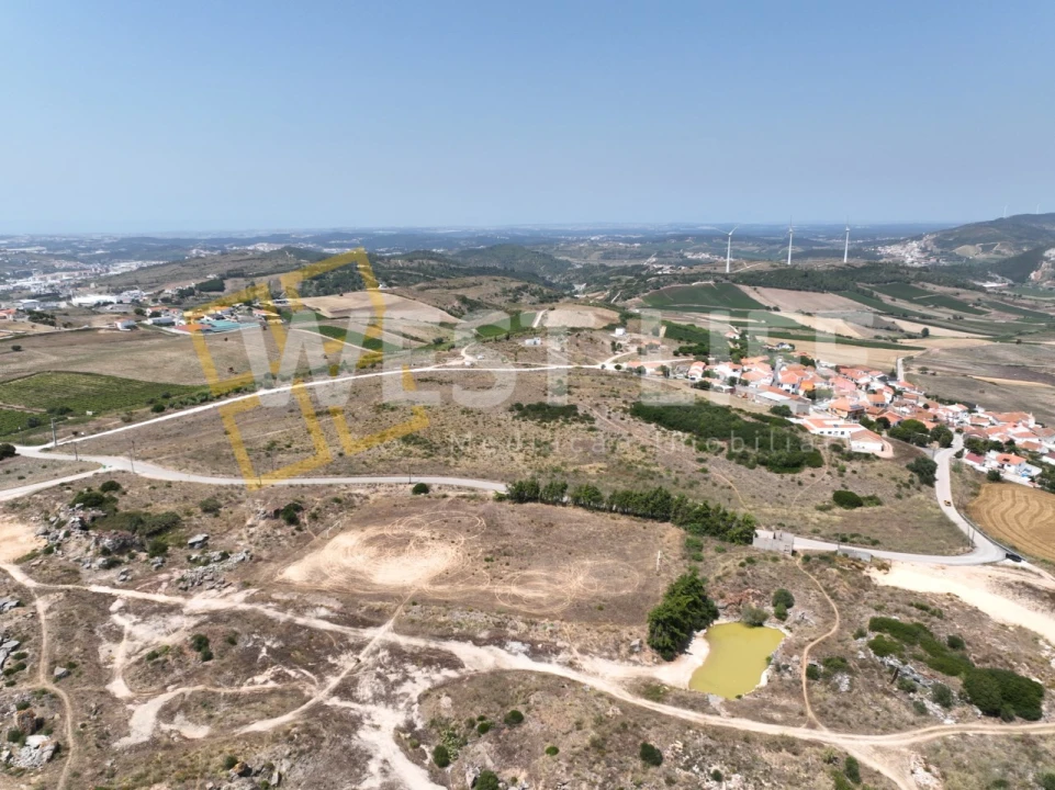 Terreno para Venda em Santa Maria, São Pedro e Matacães Foto 1