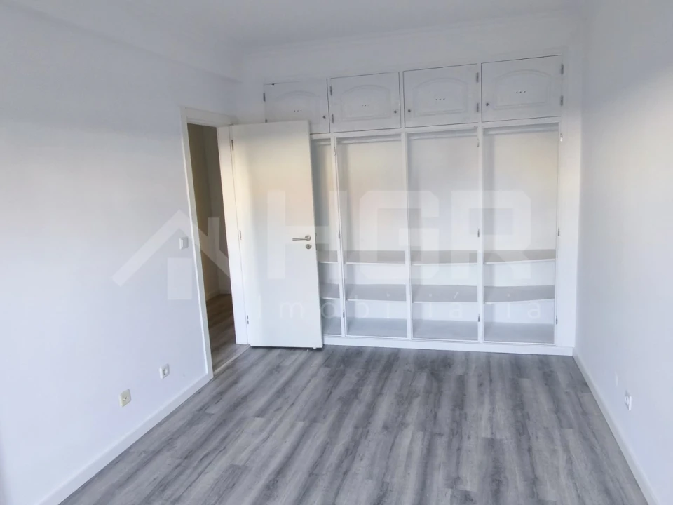 Apartamento T3 para Venda em Quinta do Conde Foto 14