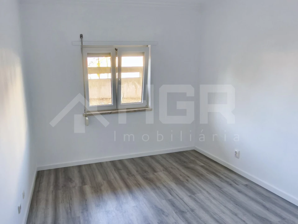Apartamento T3 para Venda em Quinta do Conde Foto 15