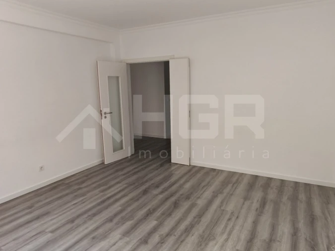 Apartamento T3 para Venda em Quinta do Conde Foto 7