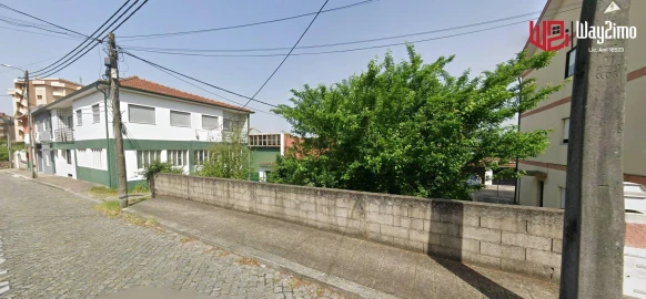 Armazém para Venda em Rio Tinto