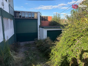 Armazém para Venda em Rio Tinto