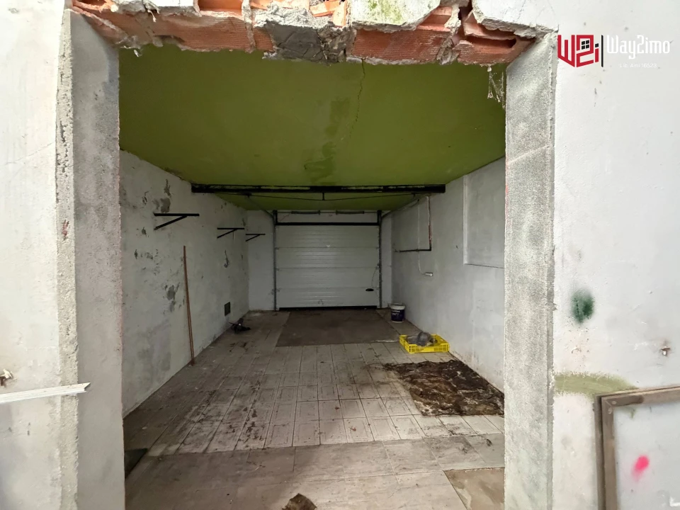 Armazém para Venda em Rio Tinto Foto 18