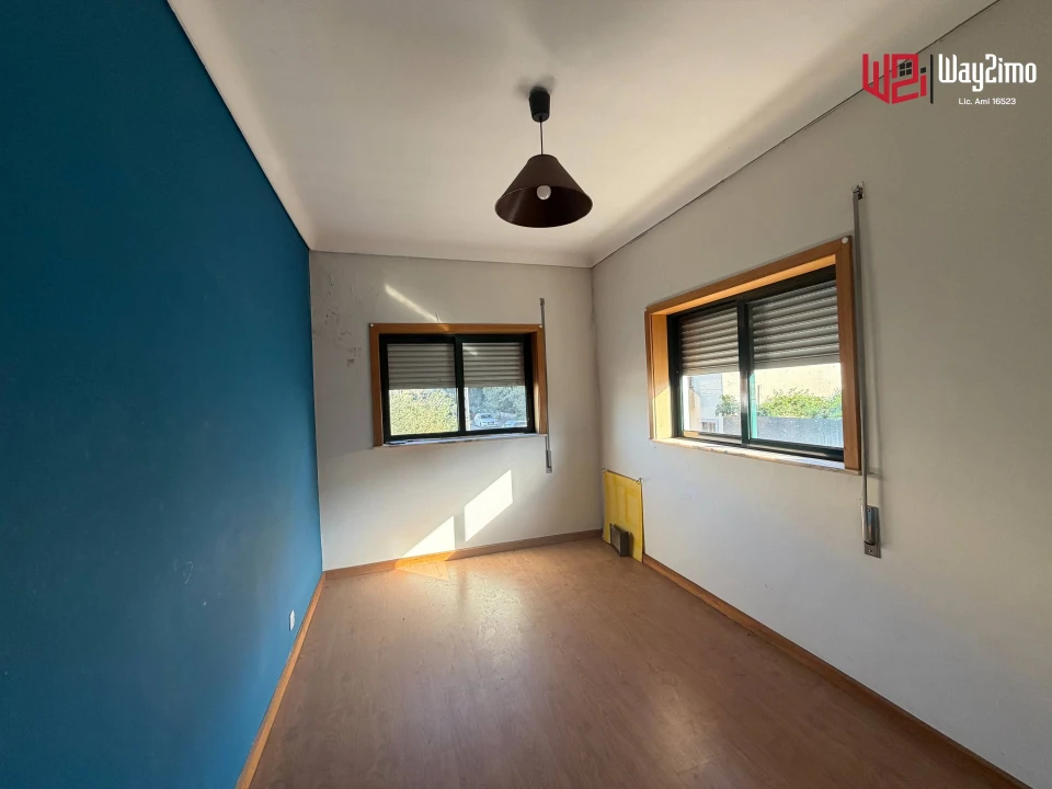 Armazém para Venda em Rio Tinto Foto 24