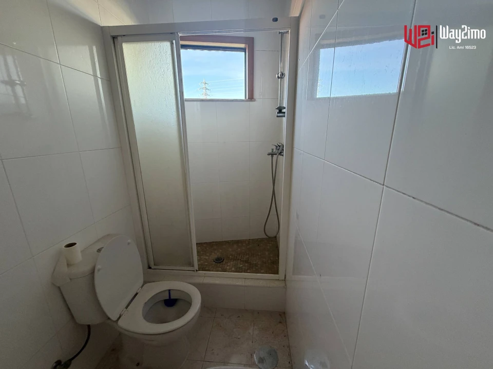 Armazém para Venda em Rio Tinto Foto 26