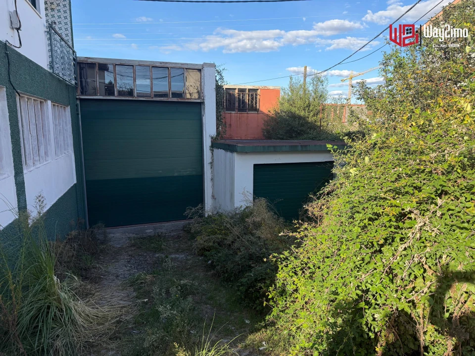 Armazém para Venda em Rio Tinto Foto 5