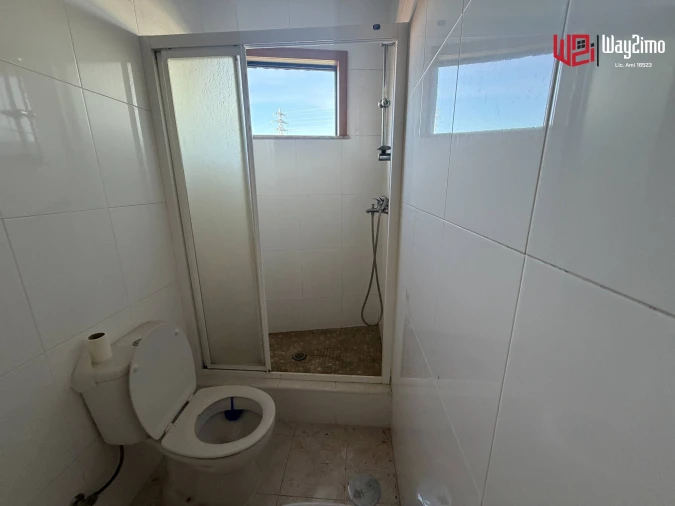 Armazém para Venda em Rio Tinto Foto 26