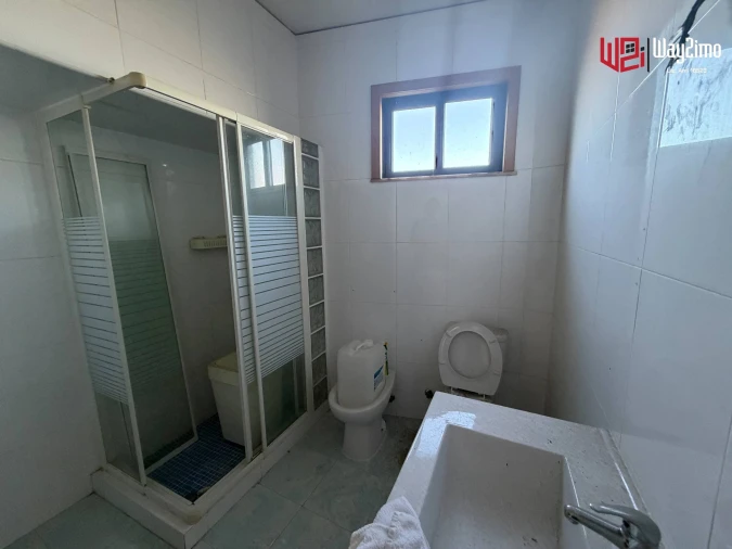 Armazém para Venda em Rio Tinto Foto 27