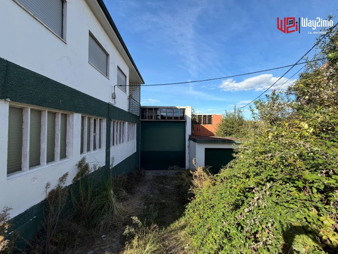 Armazém para Venda em Rio Tinto Foto 3