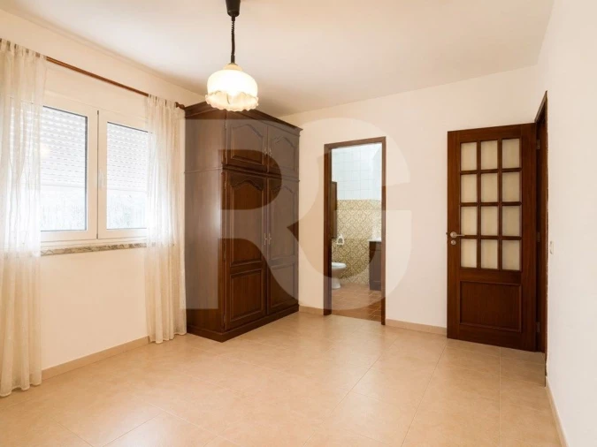 Moradia T6 para Venda em Fatima Foto 12