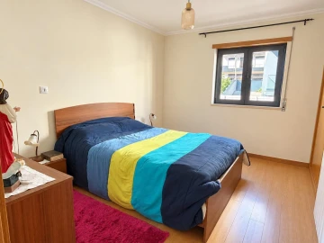 Apartamento T2 para Venda em Pontinha e Famões