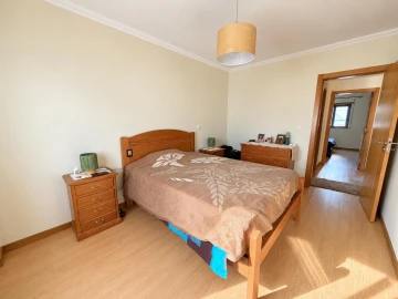 Apartamento T2 para Venda em Pontinha e Famões