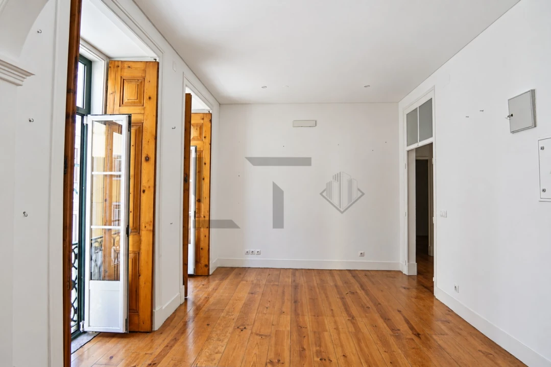 Apartamento T3 para Venda em Santo António Foto 7