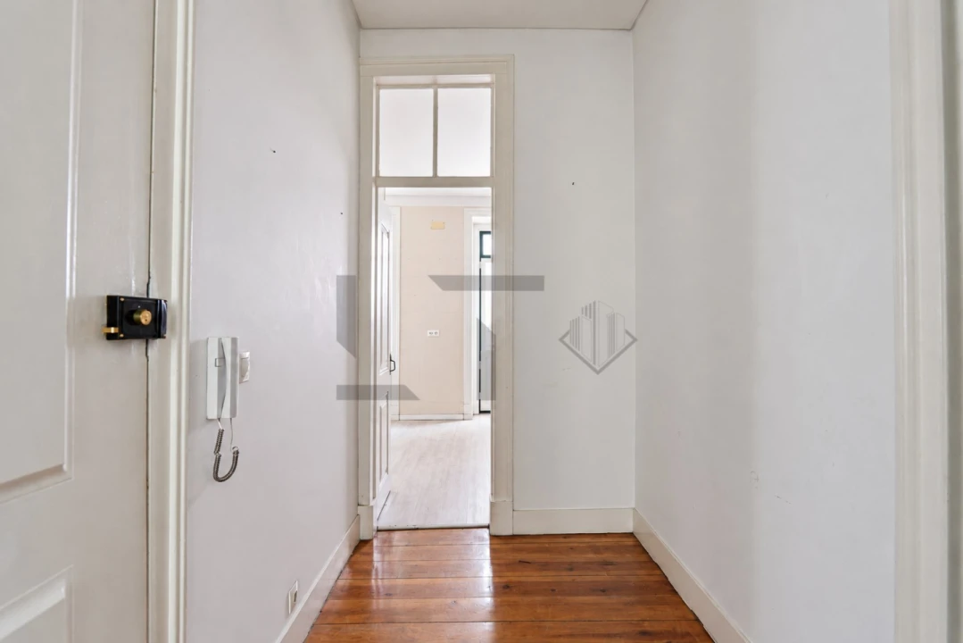 Apartamento T3 para Venda em Santo António Foto 21