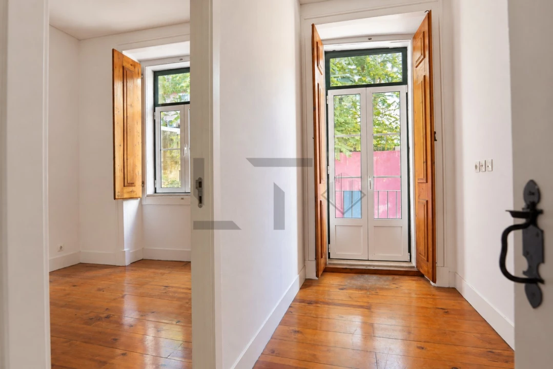Apartamento T3 para Venda em Santo António Foto 26