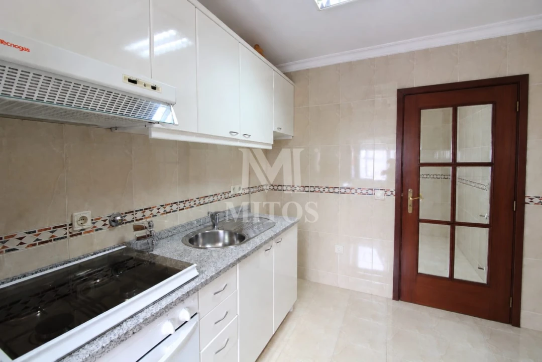 Apartamento T1 para Venda em Valongo Foto 3