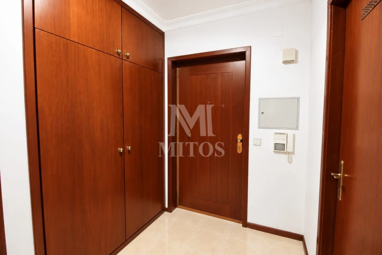 Apartamento T1 para Venda em Valongo Foto 6