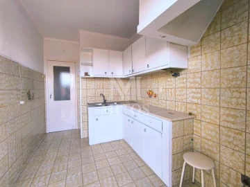 Apartamento T3 para Venda em Darque