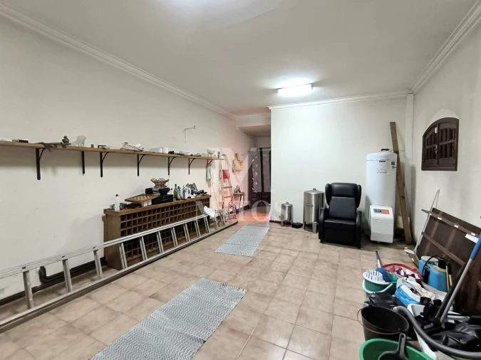 Moradia T4 para Venda em Alvarães Foto 20