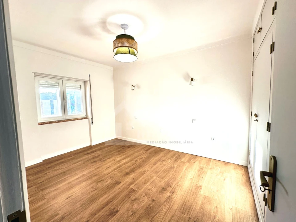 Apartamento T5 para Venda em Ansião Foto 21
