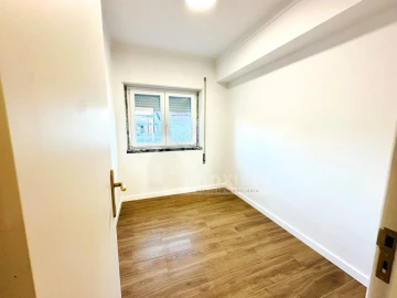 Apartamento T5 para Venda em Ansião
