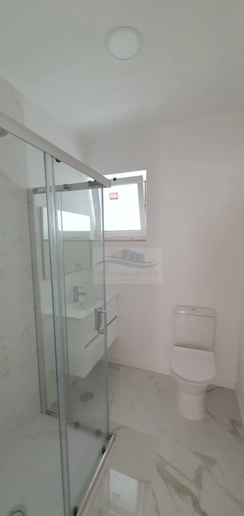 Apartamento T2 para Venda em Falagueira-Venda Nova
