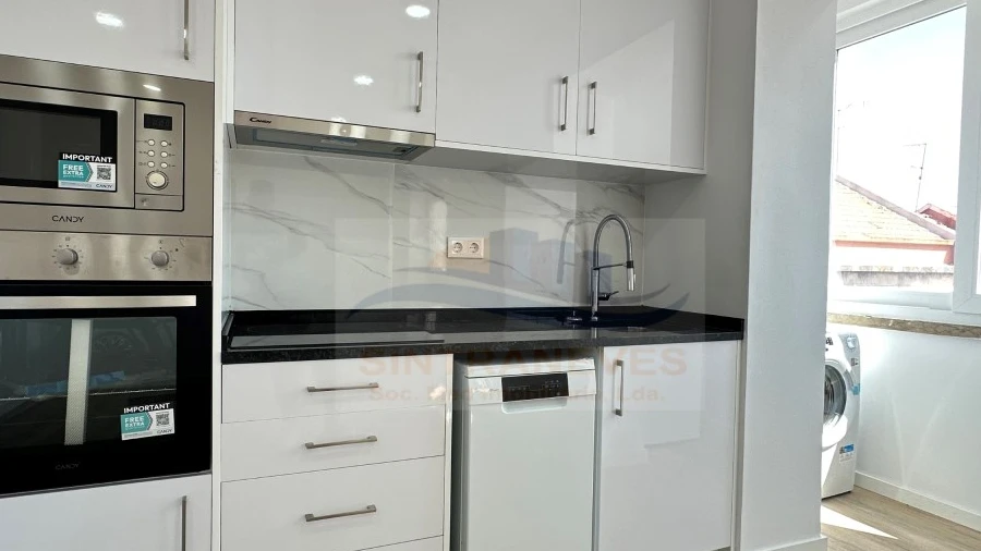 Apartamento T2 para Venda em Falagueira-Venda Nova