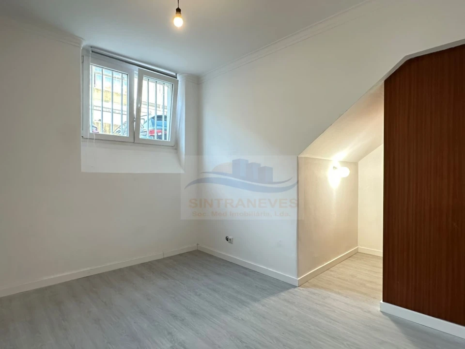 Apartamento T2 para Venda em Falagueira-Venda Nova Foto 8