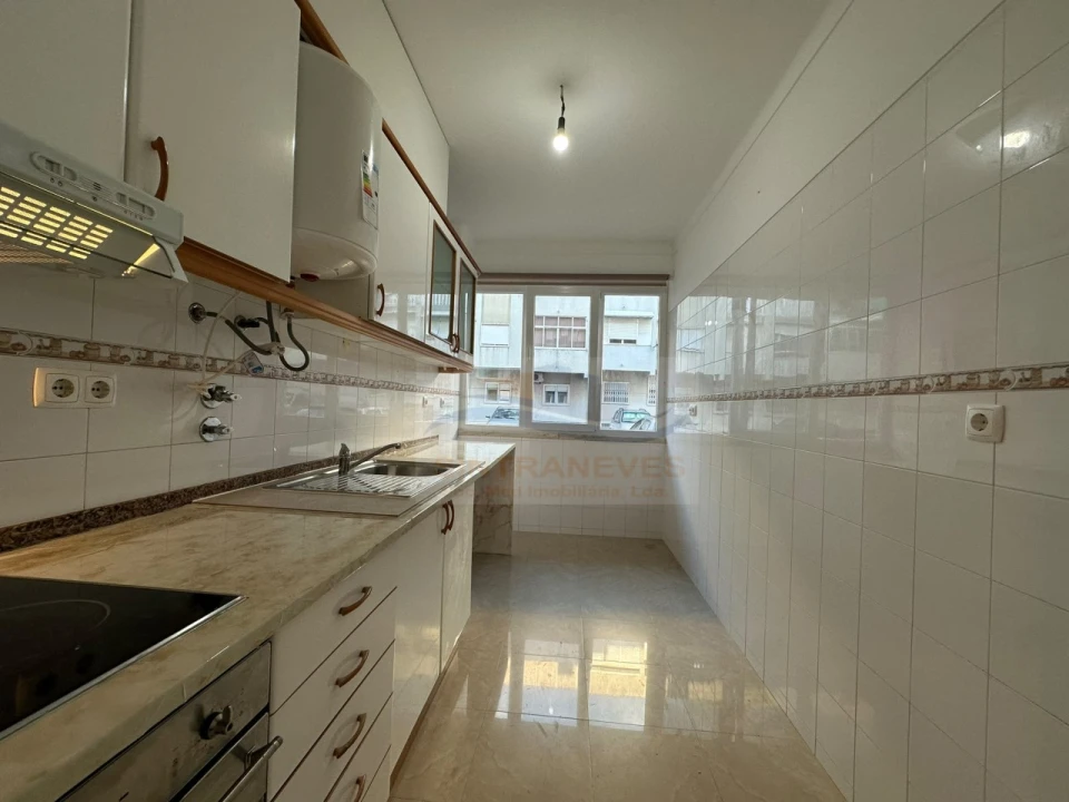 Apartamento T2 para Venda em Falagueira-Venda Nova Foto 22