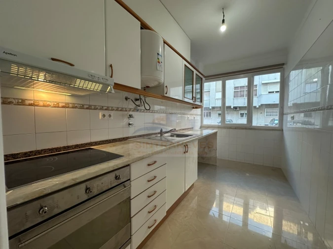 Apartamento T2 para Venda em Falagueira-Venda Nova Foto 26