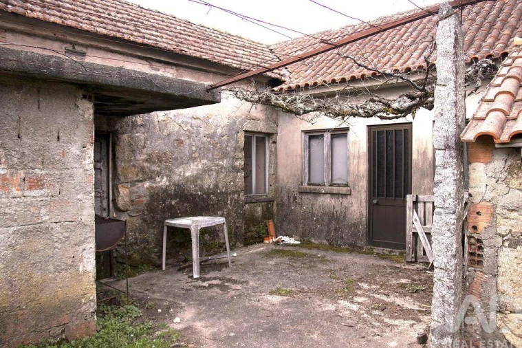 Moradia T4 para Venda em Cerdal Foto 7